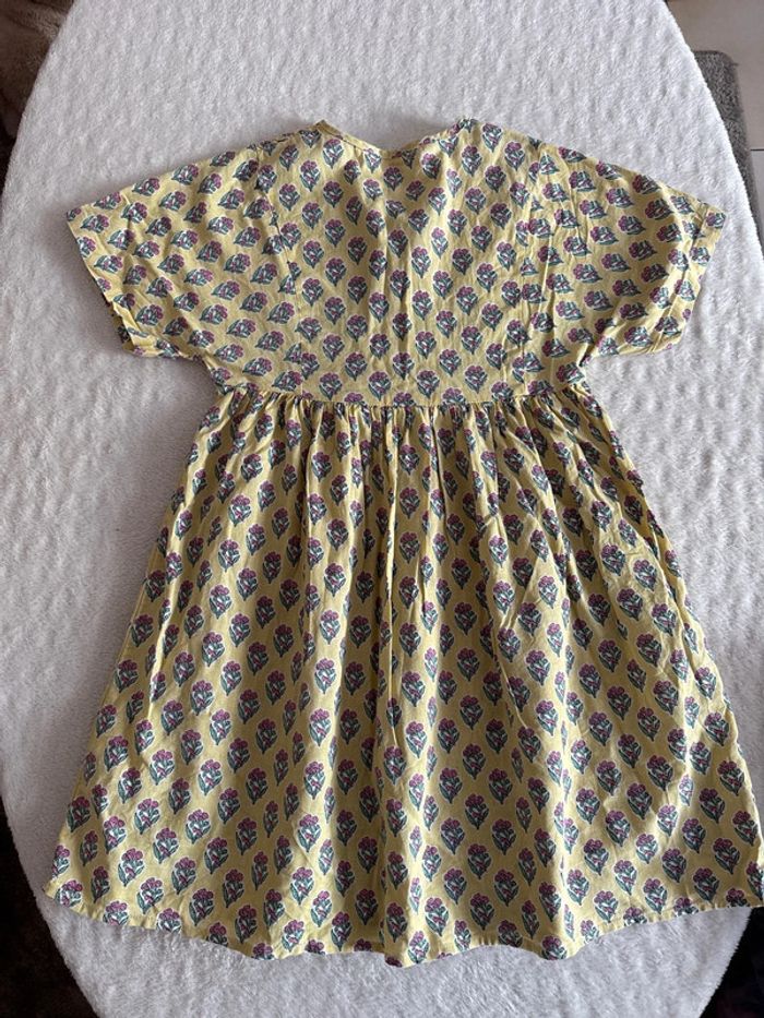 Robe jaune - photo numéro 3
