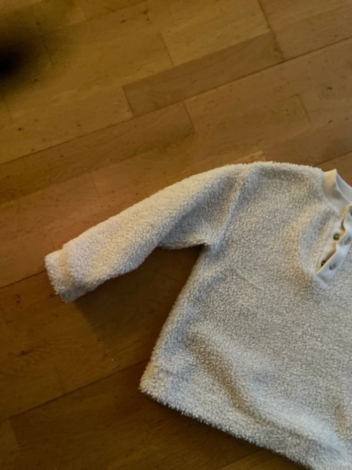 Sweat effet moutonné kiabi 8 ans - photo numéro 2