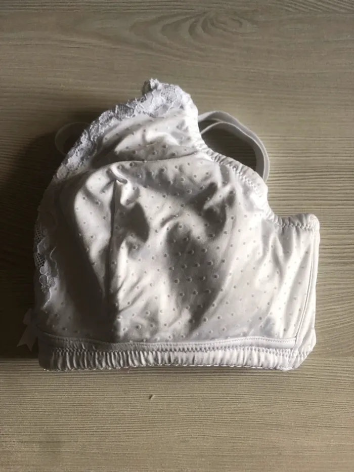 Soutien gorge allaitement neuf 105C - photo numéro 3