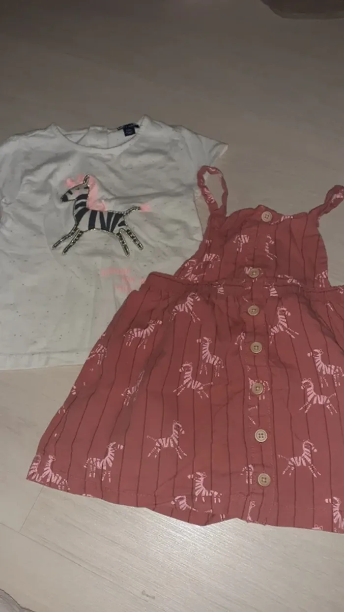 Ensemble robe et tshirt - photo numéro 2