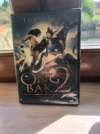 dvd Ong-bak 2 - La naissance du dragon - Tony Jaa en tres bon etat