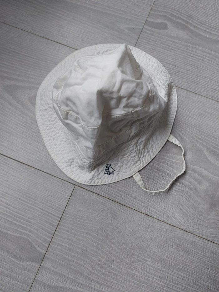 Chapeau Petit Bateau taille 12 / 18 mois ( 47 / 49 cm) - photo numéro 3