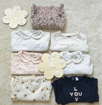 Lot tee-shirts fille 1 mois
