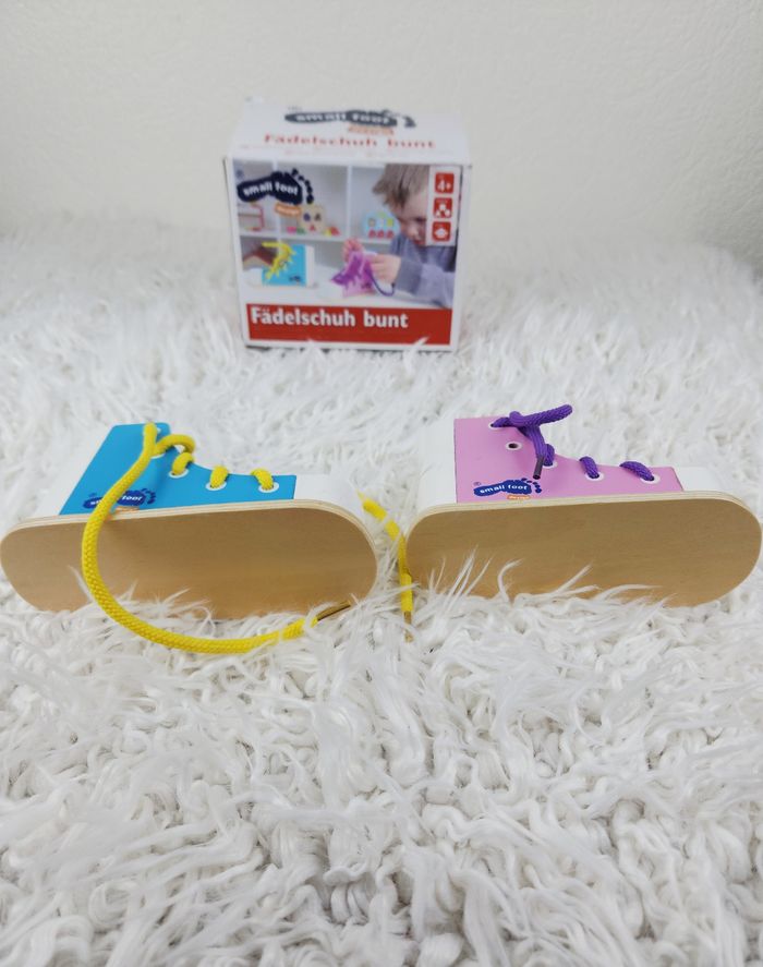 Small Foot Set de chaussures en bois marque Fadelschuh Bunt 🎅 - photo numéro 2