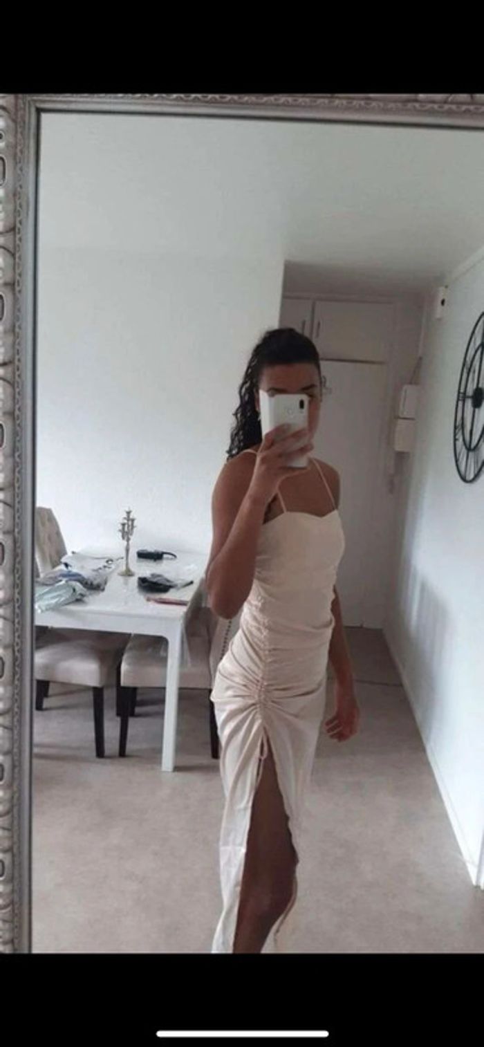 Robe satin - photo numéro 2