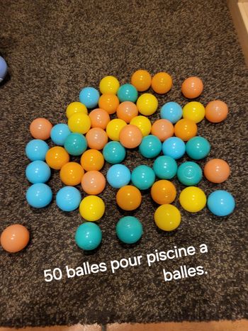Lot balles plastique