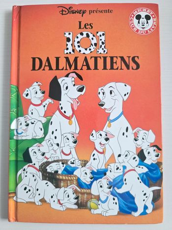 Livre Les 101 dalmatiens