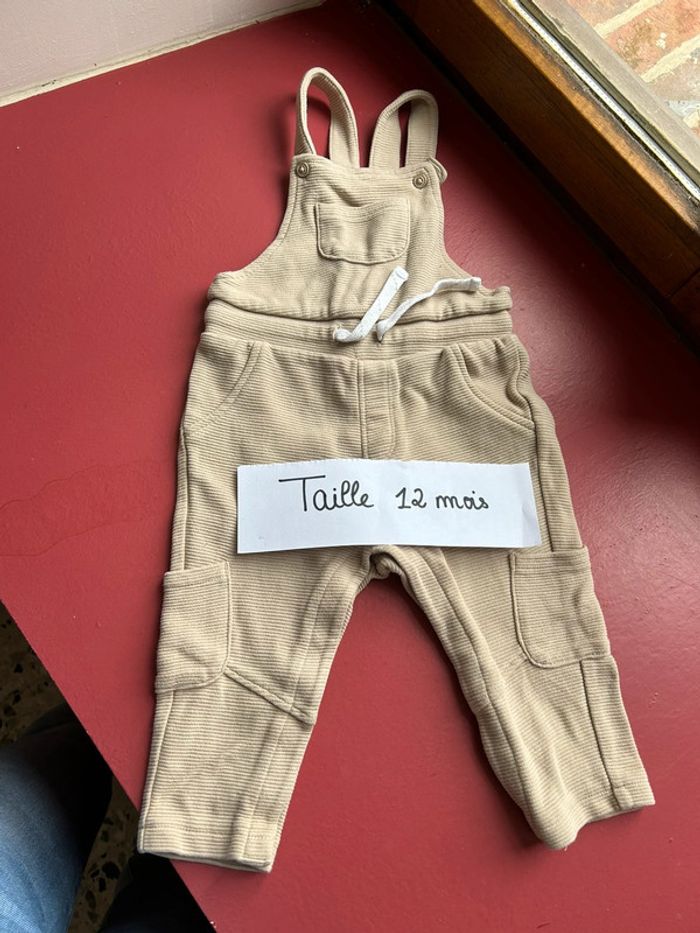 Salopette taille 12 mois