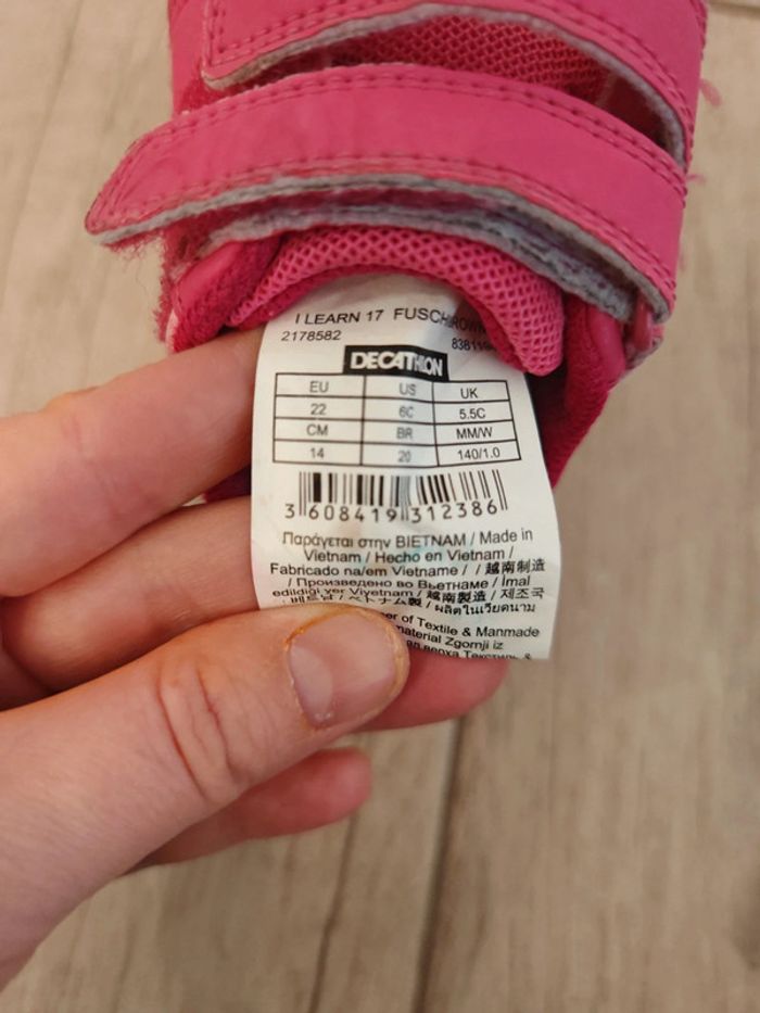 Basket rose decathlon pointure 22 - photo numéro 4