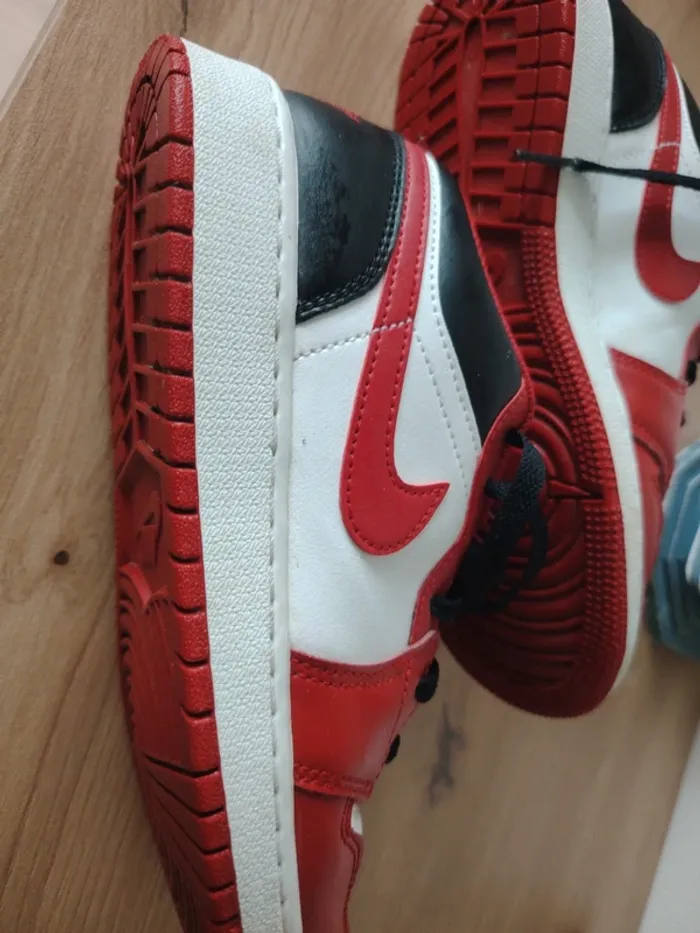 Baskets Nike unisexe pointure 38.5 - photo numéro 8