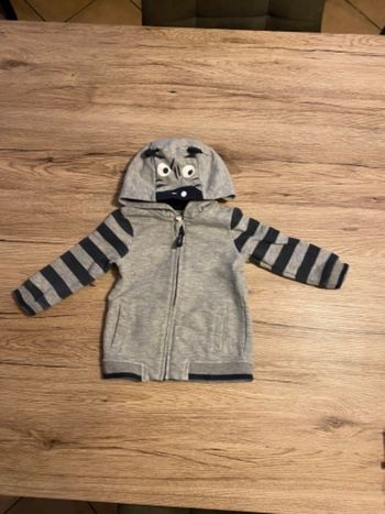 Gilet à capuche 9 mois