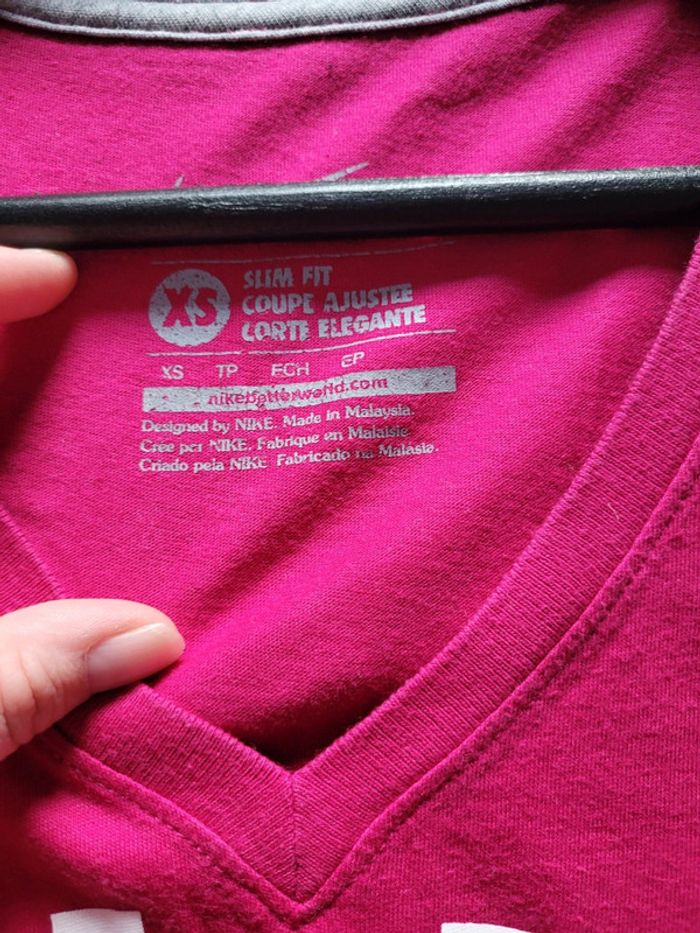 Tee shirt Nike taille XS - photo numéro 3