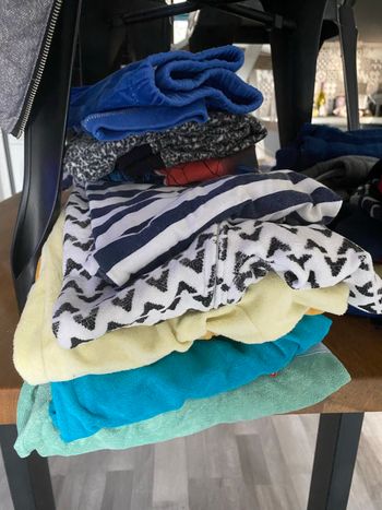 Lot vêtement enfant de 3 mois a 24 mois