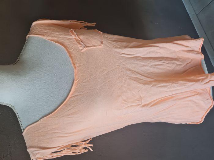 T-shirt corail asymétriques franges