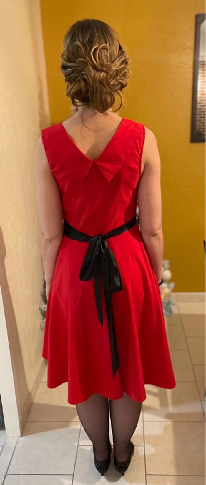 Robe de soirée rouge - photo numéro 2