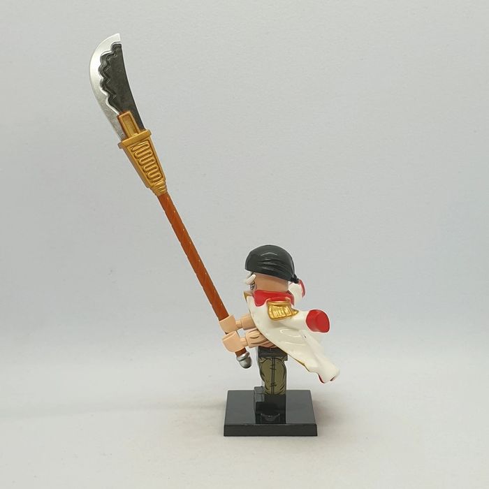 🌊 Figurine One Piece - Edward "Barbe Blanche" Newgate - (Style Lego) 🌊 - photo numéro 2