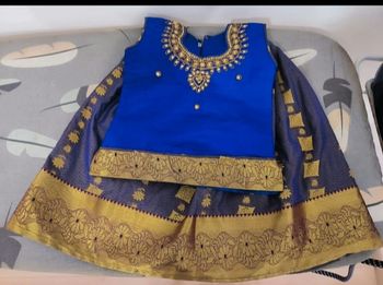 Tenue de cérémonie indienne fille 3-4 ans (taille 20)