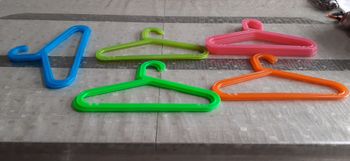 Lot de 15 cintres enfant "IKEA"