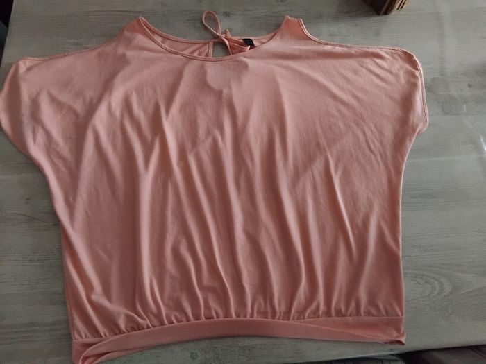 Tee-shirt femme T 44 - photo numéro 2