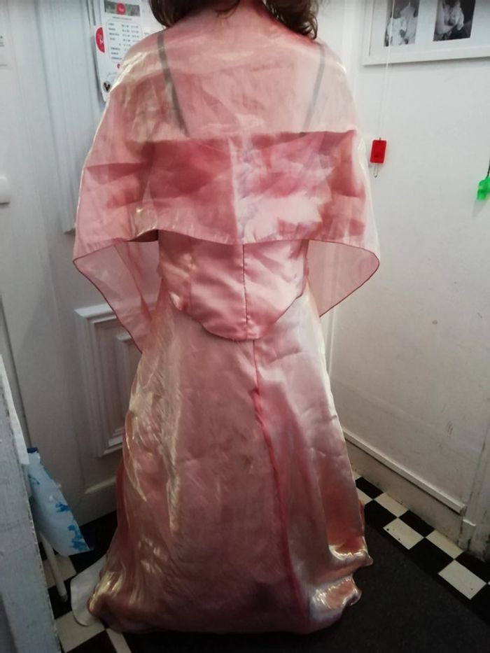 Robe de fête - photo numéro 2