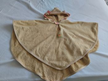 Cape de bain Moulin roty 12/18 mois