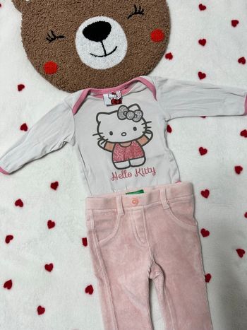 Ensemble hello kitty et united colors of benetton