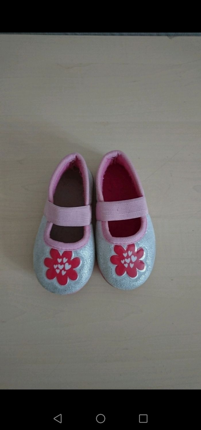 Chaussons fille pointure 20