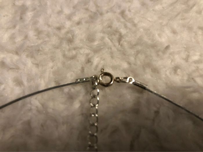BB-Collier ras de cou argenté/perle noire NEUF - photo numéro 3