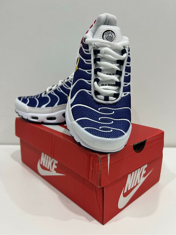 Chaussure Nike TN Ici c'est Paris - photo numéro 8