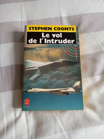Le vol de l'intrudeur par Stephen coonts