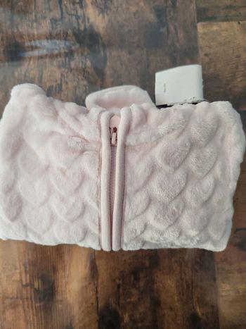 Veste a capuche coeur rose pale  6 mois la halle
