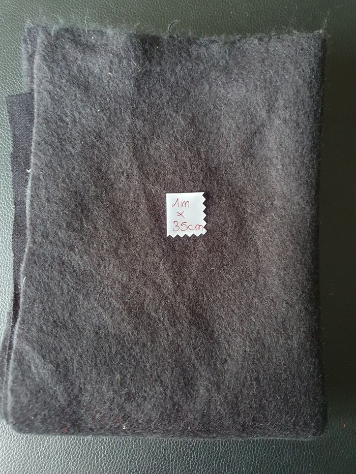 Tissu feutre noir 1mx35cm