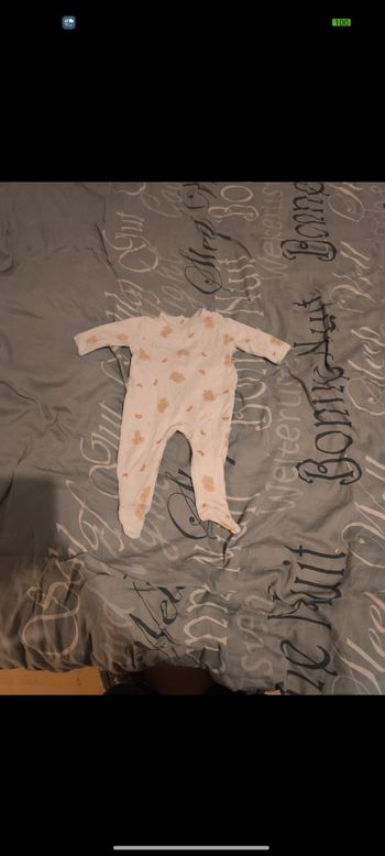 Pijama 3 mois neuf