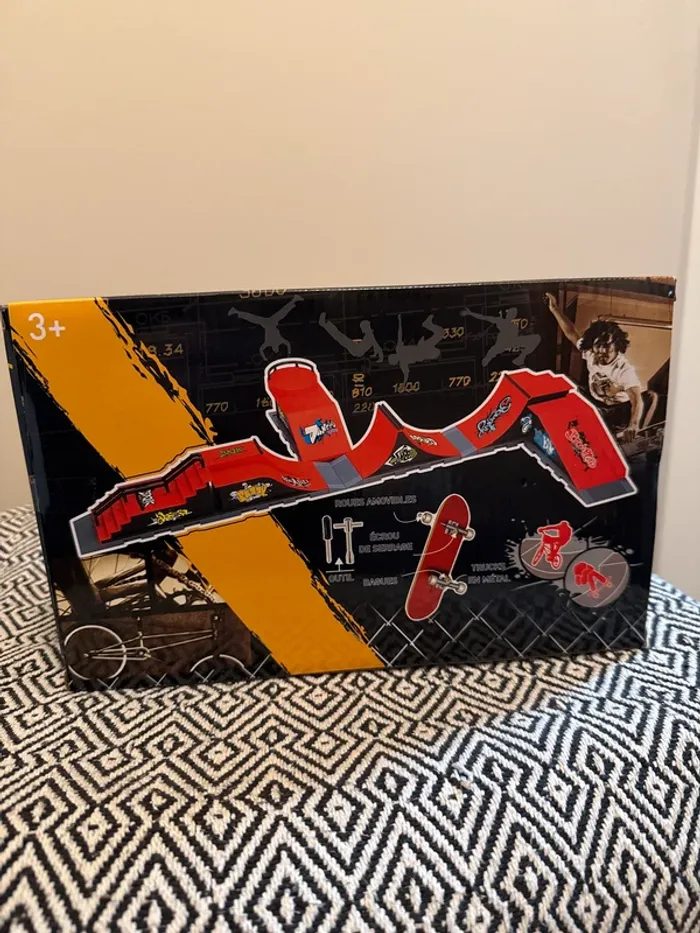 WDK - Mon Super skatepark avec ses accessoires - 9 ans et + - photo numéro 2