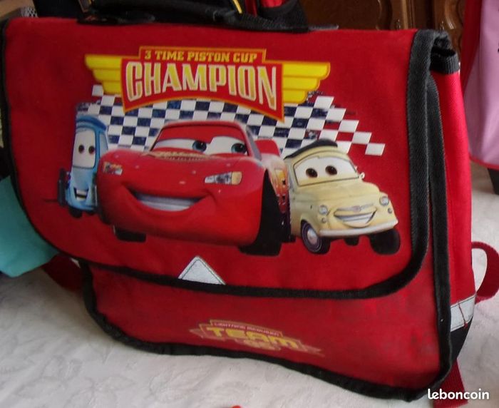 Cartable CARS à bretelles dos