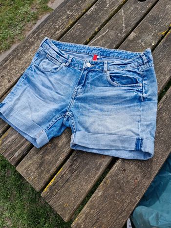 Short jeans