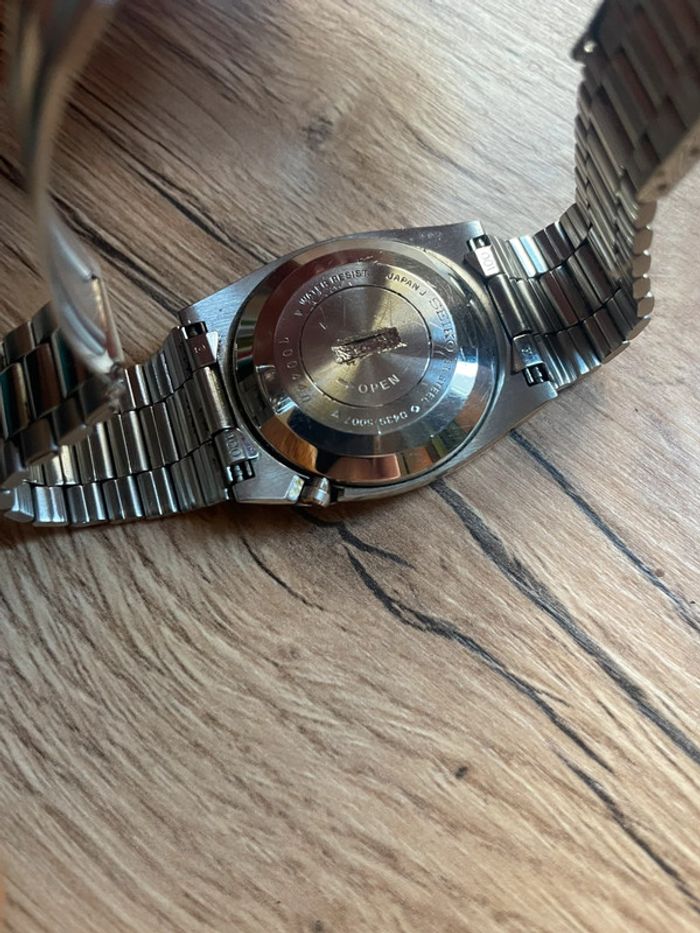 Montre LCD - Seiko - 1976 - 1977 - 0439-5007 - Vintage - photo numéro 7