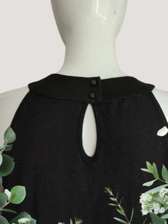 Blouse noire et paillettes - photo numéro 4