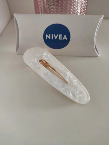 Barrette à cheveux Nivea
