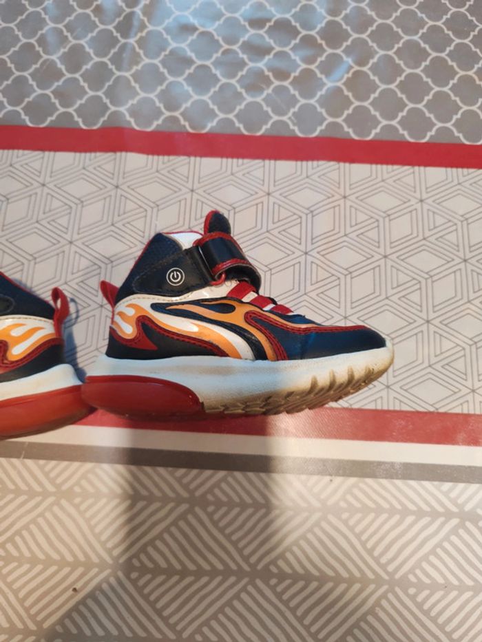 Chaussures T 24 - photo numéro 3