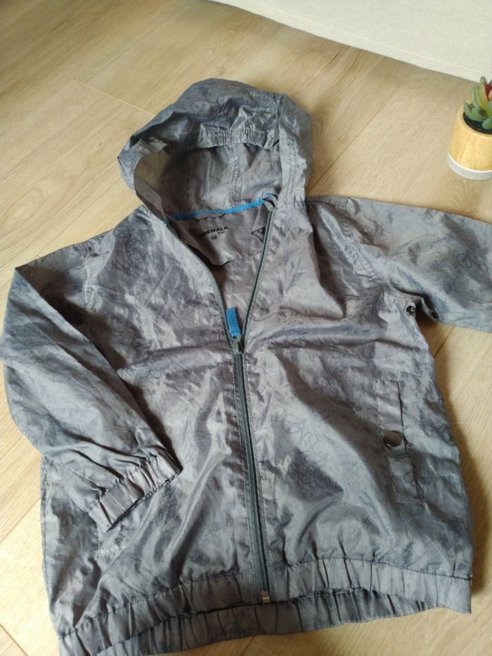 Imperméable style k-way