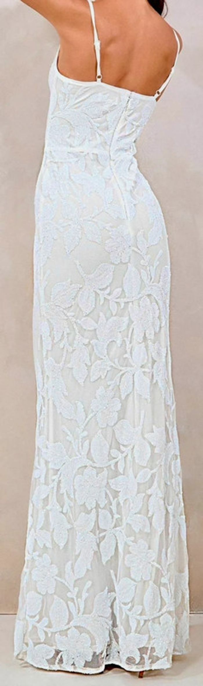 Robe de cocktail blanche - photo numéro 3