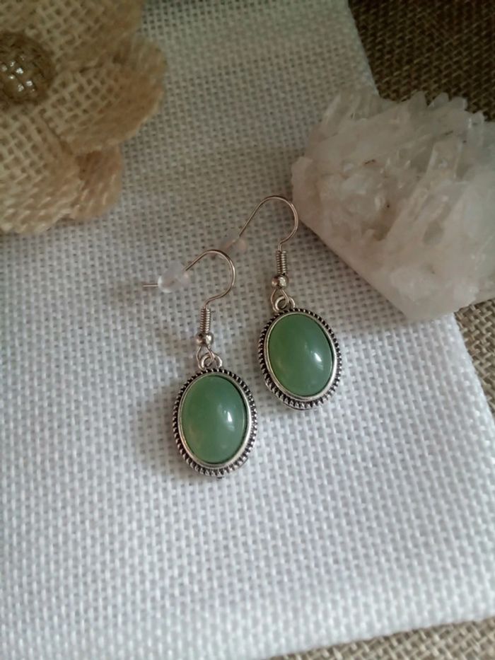 Boucles d'oreilles argentées et vertes