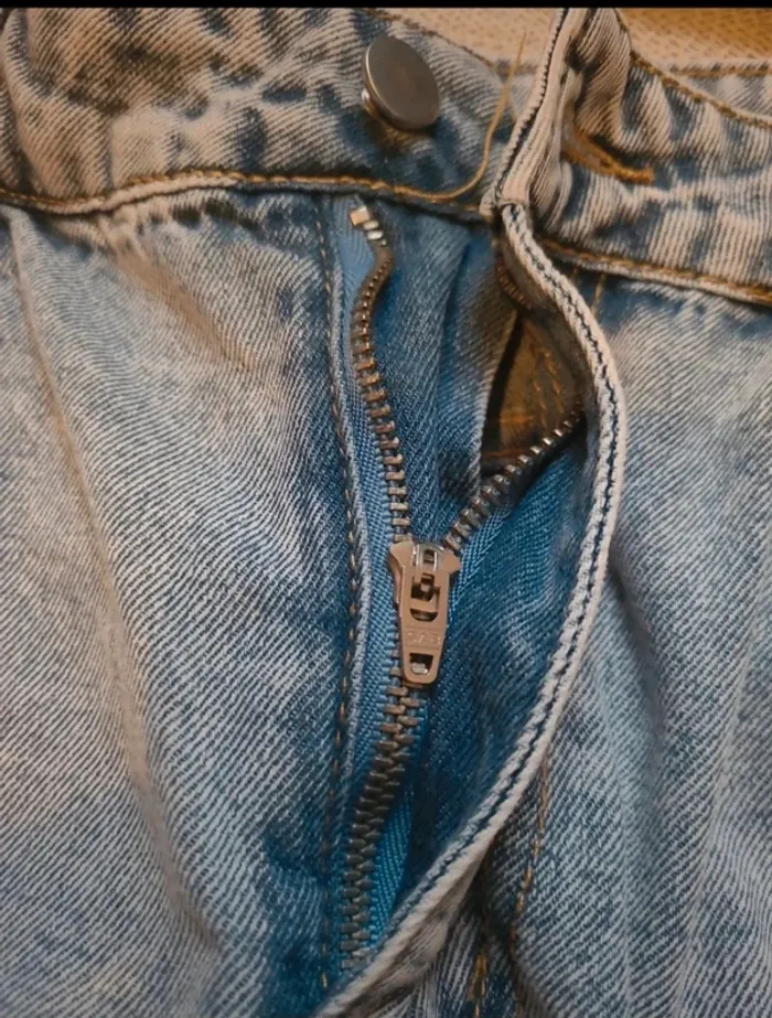 Jean's large troué taille M - photo numéro 7