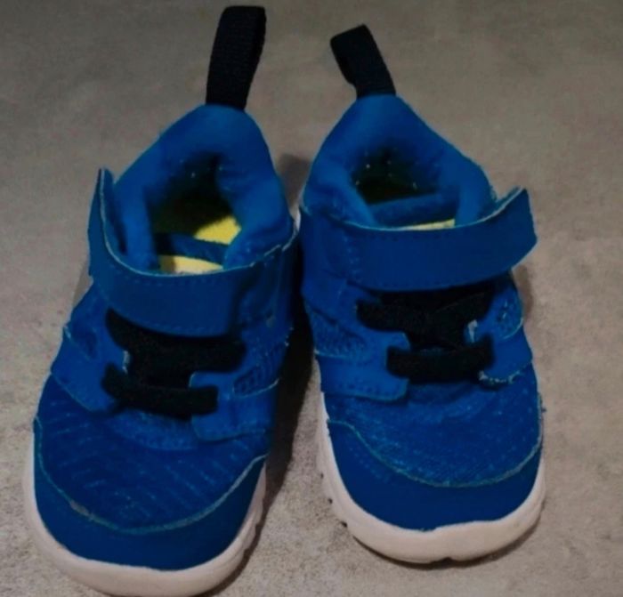 Basket Nike bébé garçon taille 18.5 - photo numéro 3