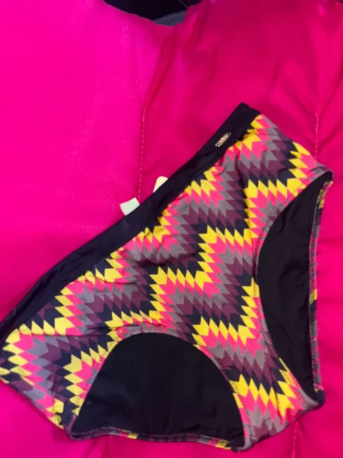 Culotte de maillot de bain neuf - photo numéro 2