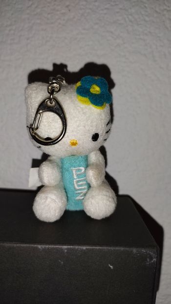 PEZ Dispenser hello kitty porte clé keychain plush candy key chain