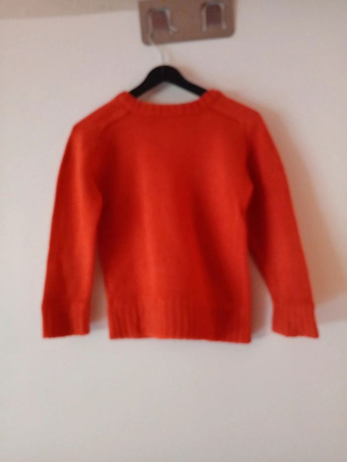 Joli pull orange. Hema. 3 ans - photo numéro 6