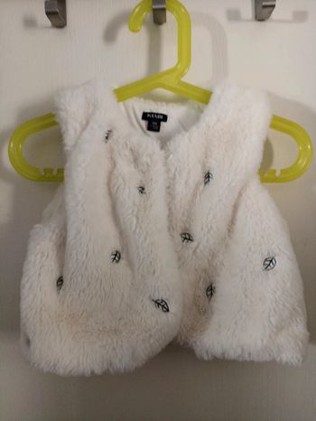Gilet moumoute Kiabi 18m