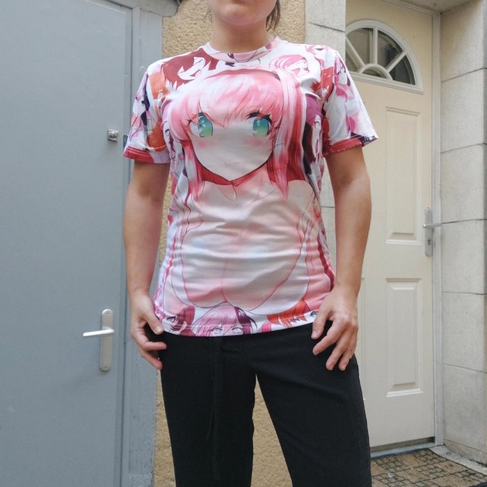 Tee shirt Manga pour taille s/m - photo numéro 2